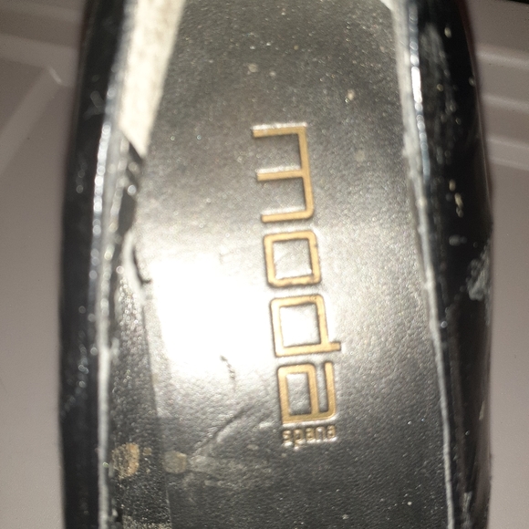 Black Pointed toe shoes 9 - Picture 2 of 4